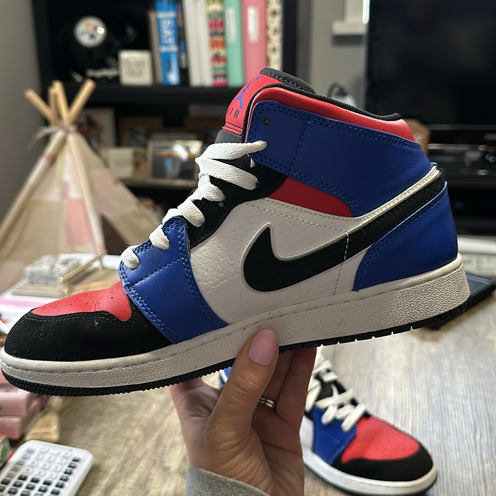 Jordan 1 Mid Top 3 - Picture 5 of 5